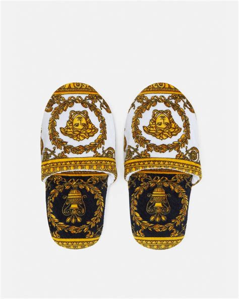 versace baroque print slippers heren